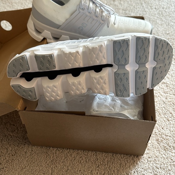 NWT On Cloud Cloudswift 3 - Picture 3 of 5